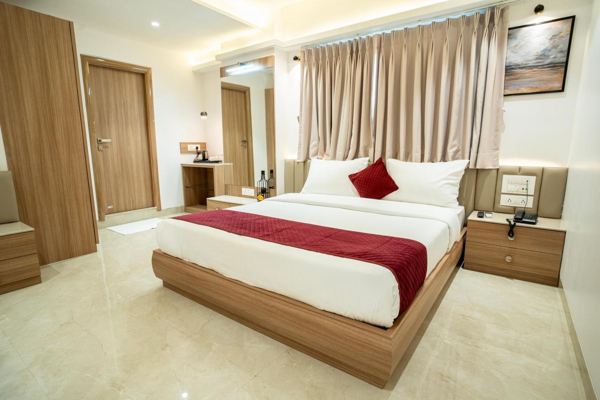 Hotel The Grand Murli Σουράτ Εξωτερικό φωτογραφία