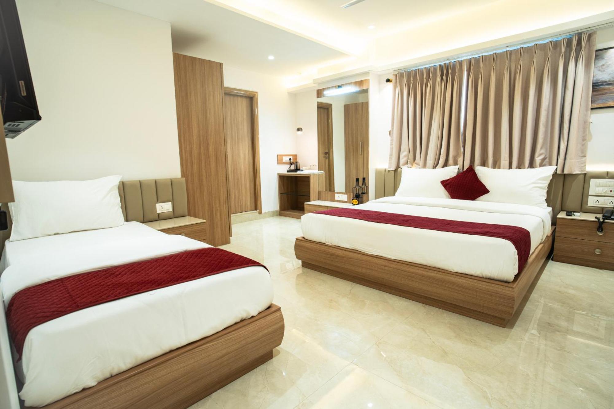Hotel The Grand Murli Σουράτ Εξωτερικό φωτογραφία